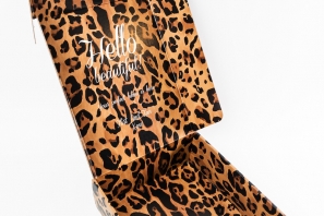 packaging for clothes