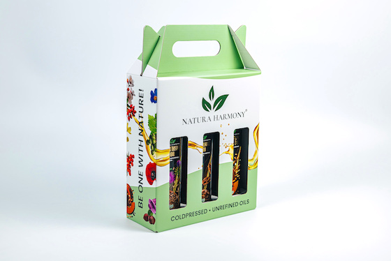 картонна упаковка з віконцем фото